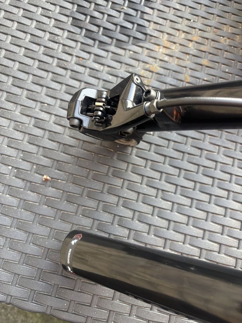 Rock Shokx RECON Silver