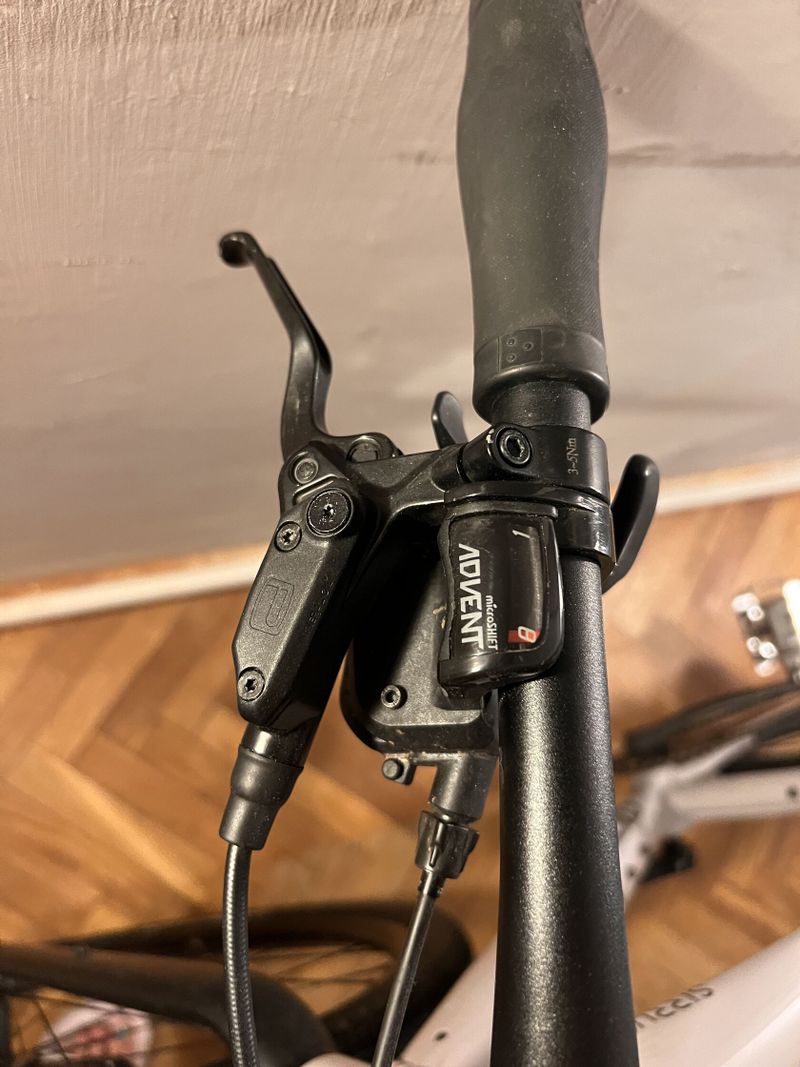 Trekingové kolo Specialized Sirrus X 2.0