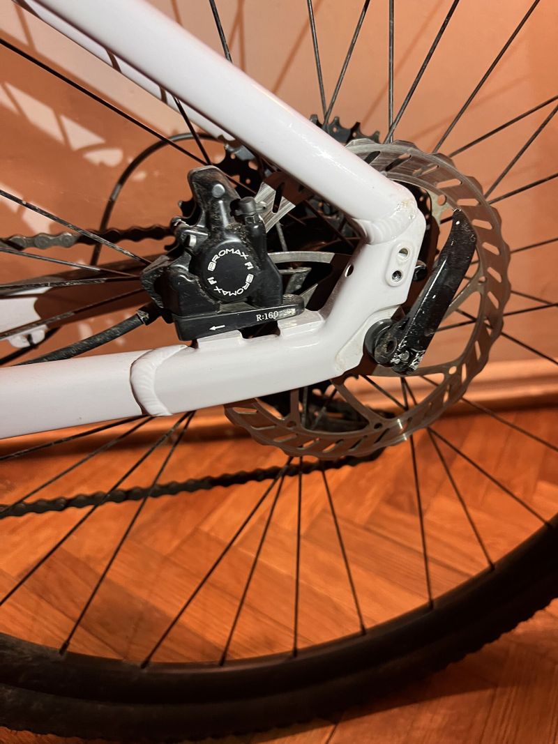 Trekingové kolo Specialized Sirrus X 2.0