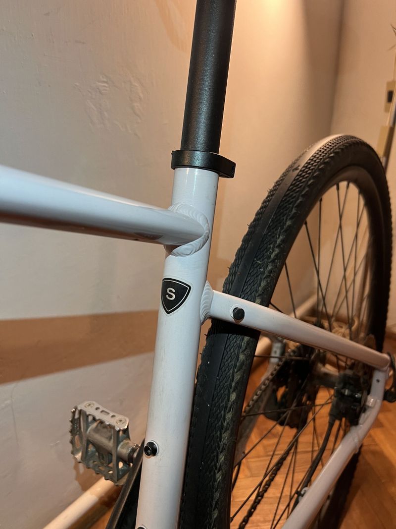 Trekingové kolo Specialized Sirrus X 2.0