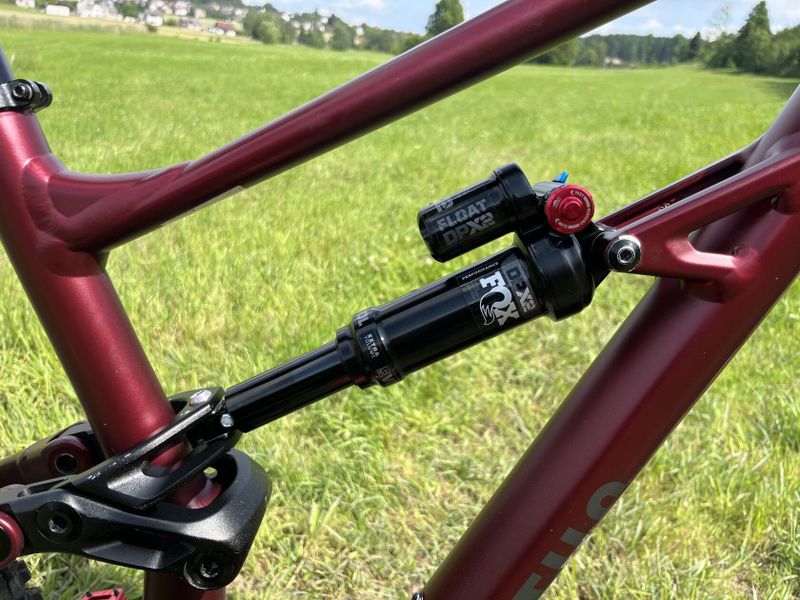 Specialized Status 160