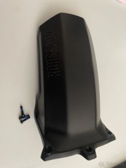 Blatník zeb rockshox, redukce torque cup
