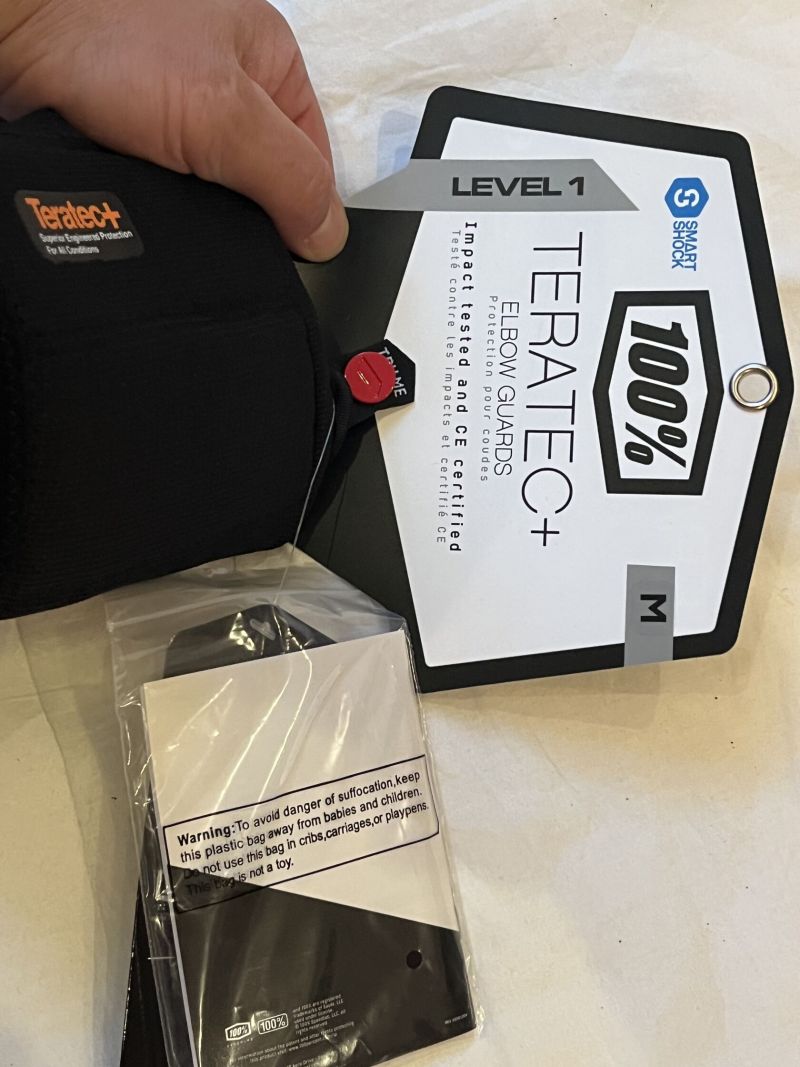 Nové chrániče loktů100% Teratec Plus + , vel.M