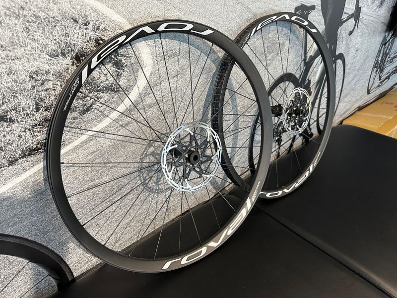 Karbonová kola Specialized Roval Control SL, 1240g