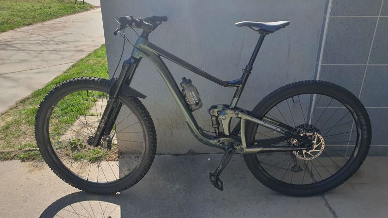 Prodám trail/enduro bike