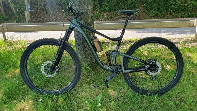 Prodám trail/enduro bike