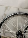 Prodám zapletená kola Spinergy xyclone