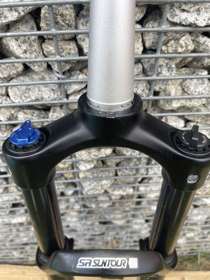 Vidlice SR Suntour XCR34 130mm