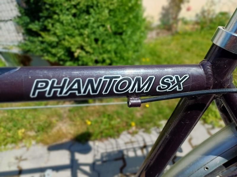 PRODÁM PÁNSKÉ TREKINGOVÉ KOLO FAVORIT PHANTOM SX