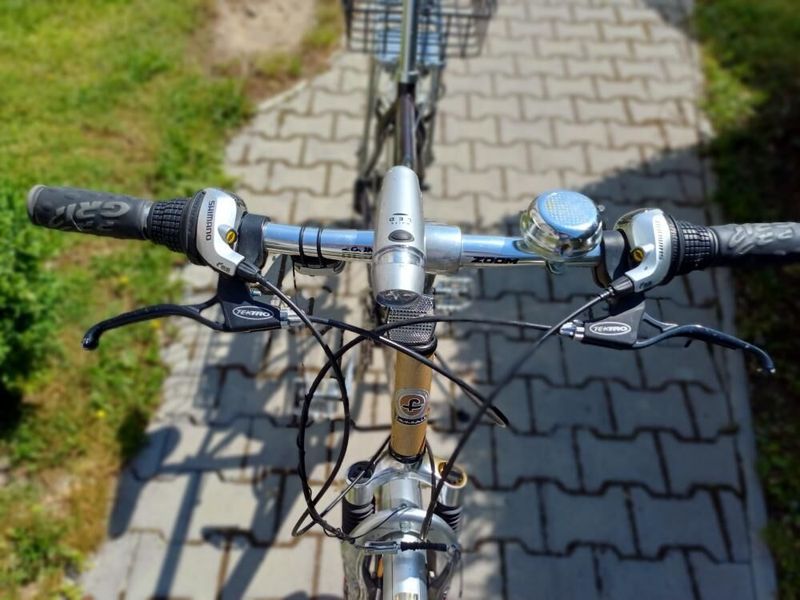 PRODÁM PÁNSKÉ TREKINGOVÉ KOLO FAVORIT PHANTOM SX