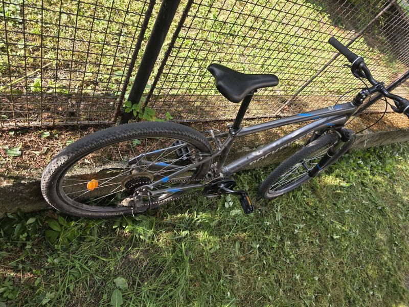 Horské kolo Rockrider st100