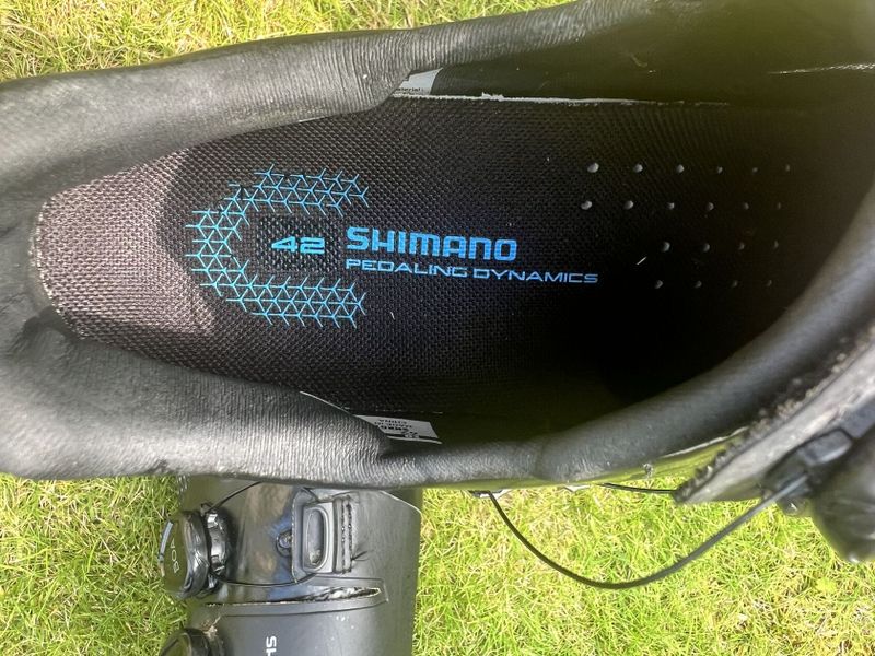 SHIMANO tretry SHXC702 černé