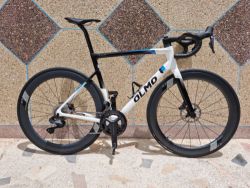 OLMO Nerax – italská raketa na Ultegře Di2 12sp 