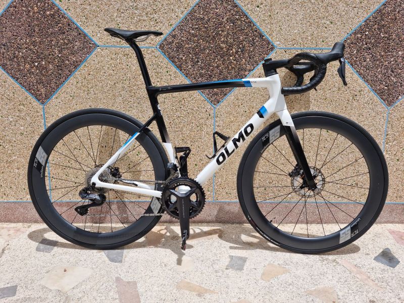 OLMO Nerax – italská raketa na Ultegře Di2 12sp 