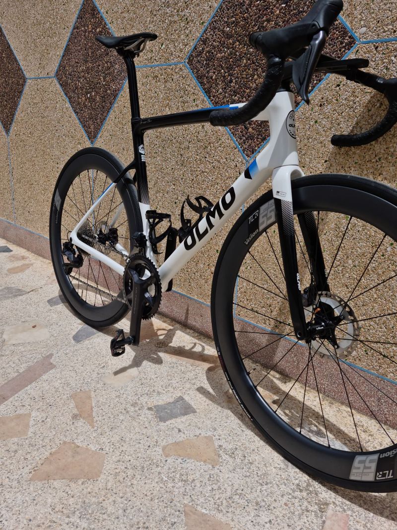 OLMO Nerax – italská raketa na Ultegře Di2 12sp 