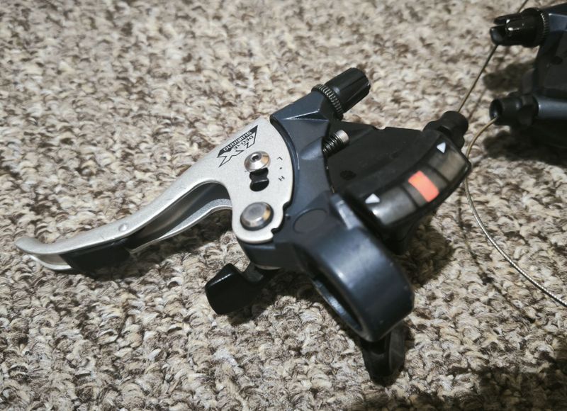 Shimano LX 3x9 kombo páky 