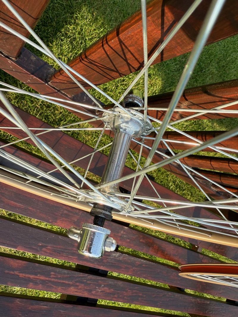 Nové výplety - náboje Shimano 1978