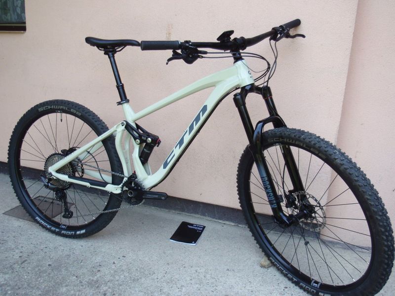 Zánovní enduro CTM Scroll AM Xpert