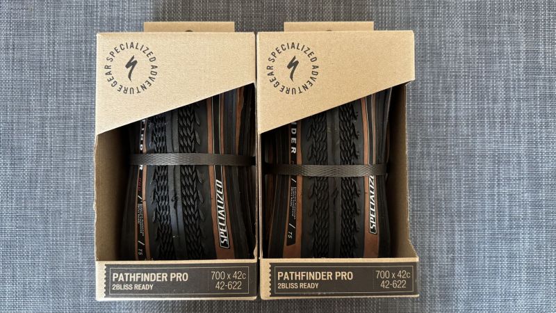 GRAVEL PLÁŠŤ SPECIALIZED PATHFINDER PRO SKINWALL TUBELESS READY