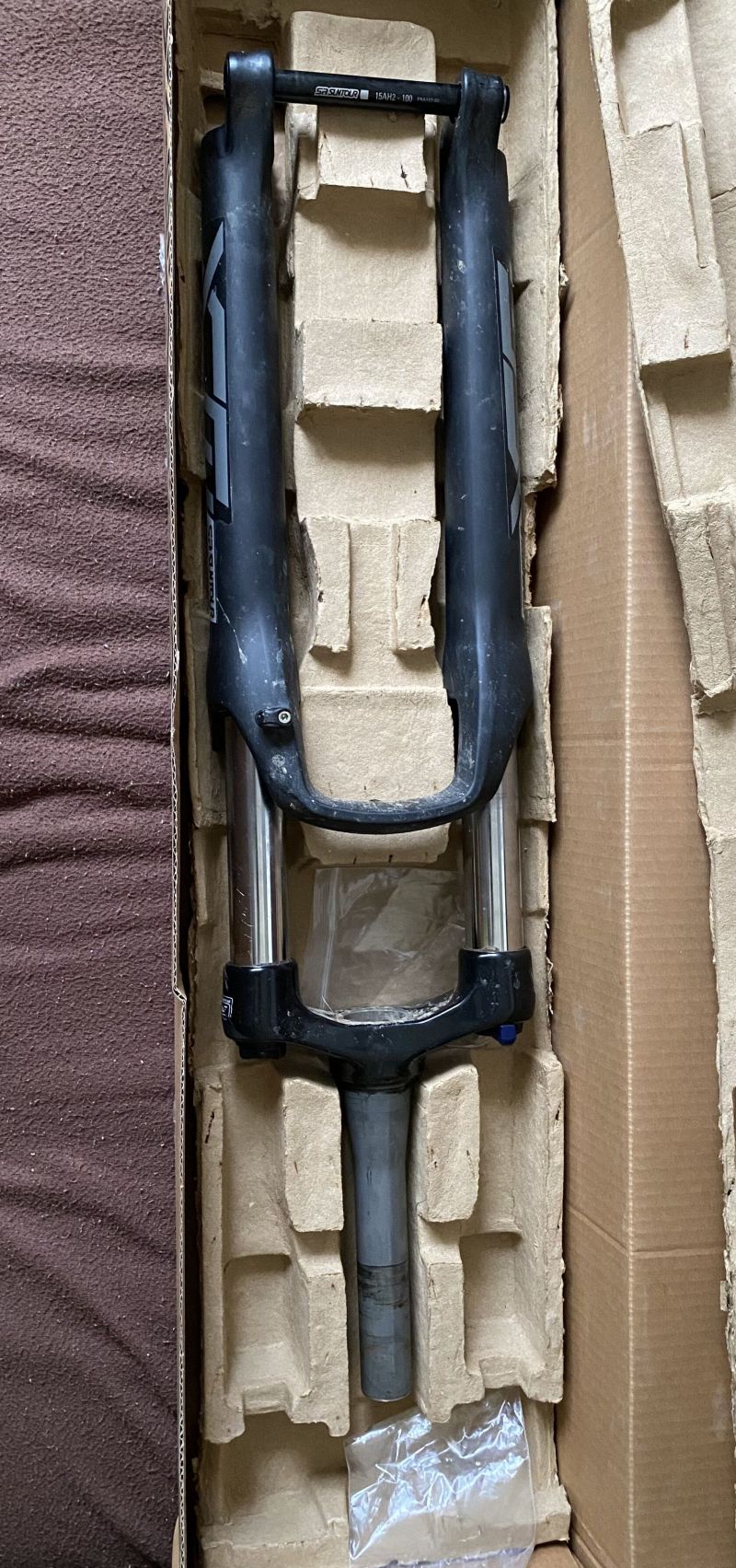 SR Suntour XCM32,15AH2, 120mm
