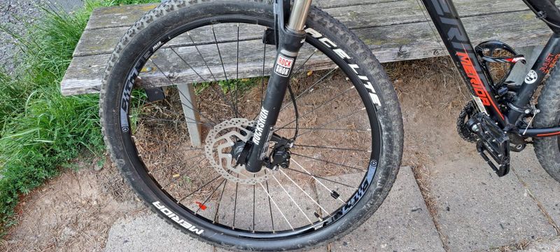 Merida Juliet 7.500 - dámské/dívčí - SUPER STAV!