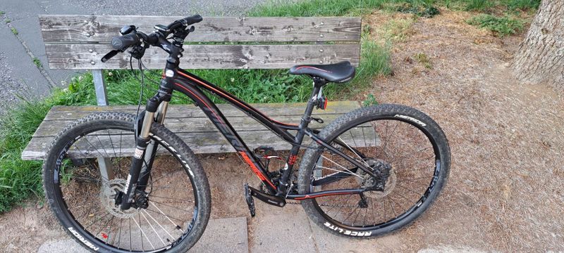 Merida Juliet 7.500 - dámské/dívčí - SUPER STAV!