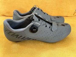 Silniční tretry Specialized Torch 1.0 vel. 46