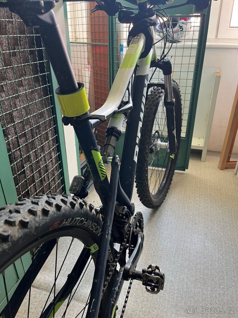 Horské kolo Rockrider 560s