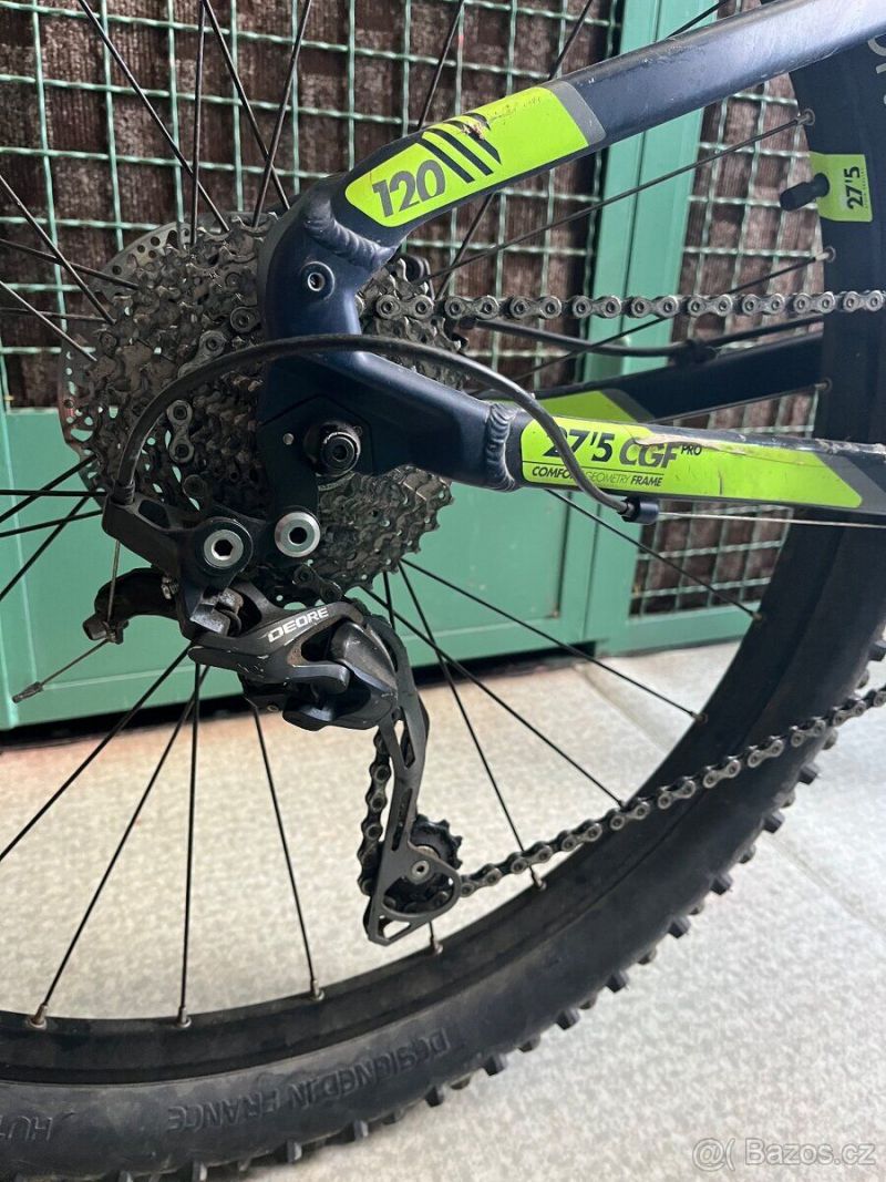 Horské kolo Rockrider 560s