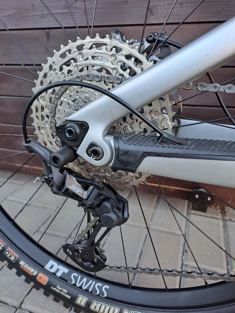 Zánovní v top stavu enduro Lapierre Spicy 7.9 / velikost M - 29er / Öhlins / Shimano XT / DtSwiss350