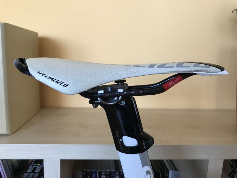 Prodám sedlo Specialized Toupe 143mm, carbon