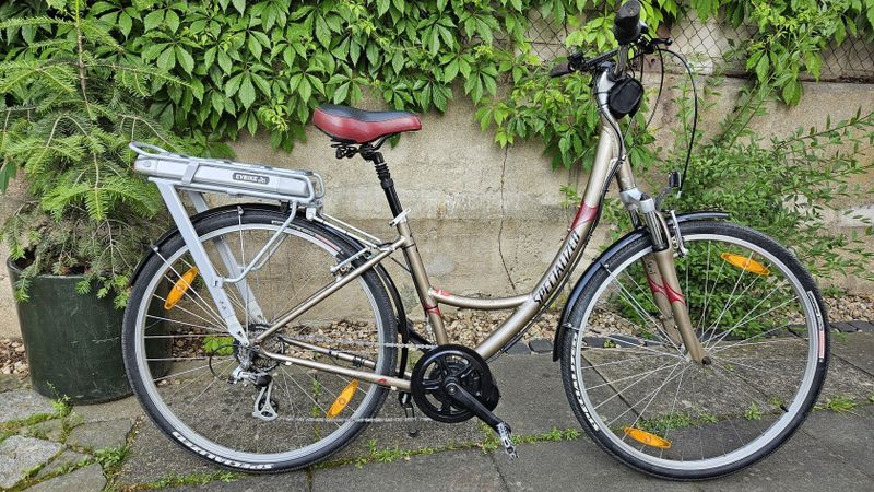 Spezialized Crossroad sport, přestavba na elektrokolo