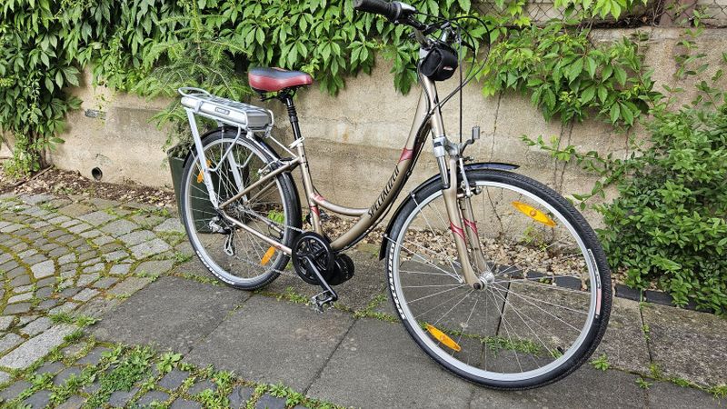 Spezialized Crossroad sport, přestavba na elektrokolo