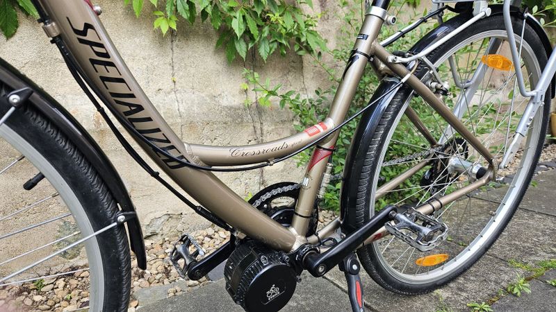 Spezialized Crossroad sport, přestavba na elektrokolo
