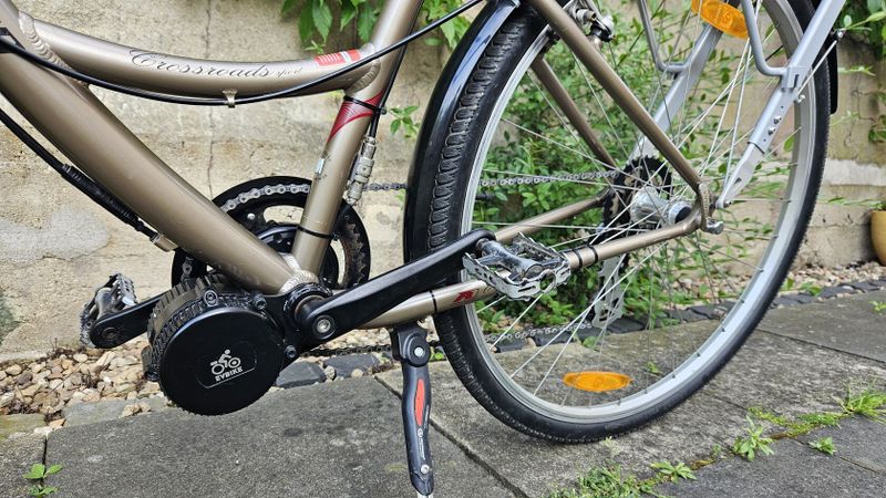 Spezialized Crossroad sport, přestavba na elektrokolo