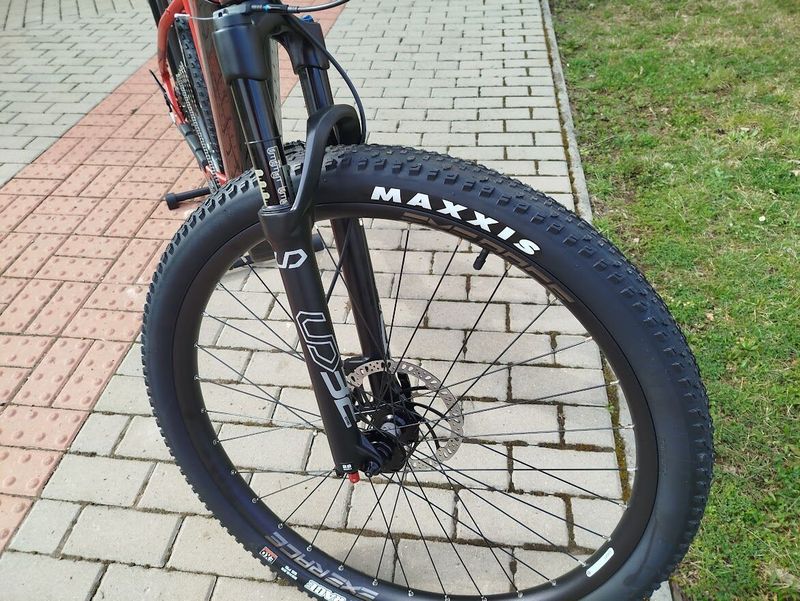 eMTB Leader Fox Oxnar lady, motor PANASONIC, baterie 720Wh NOVÉ