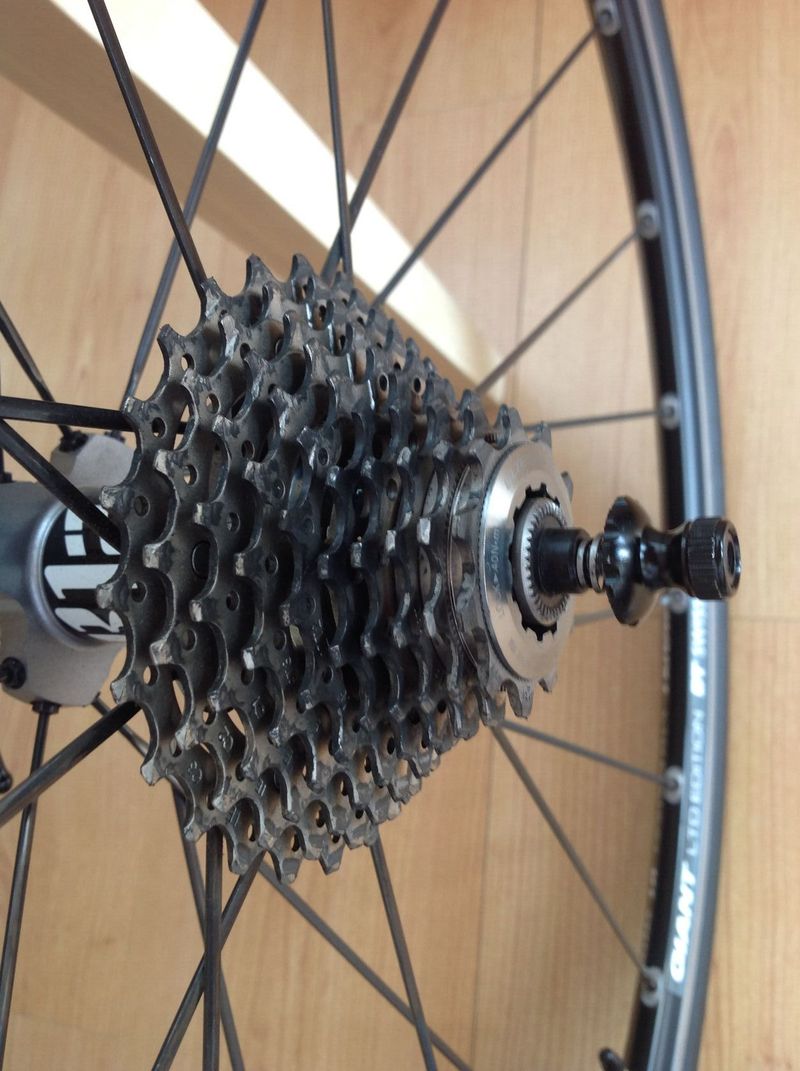 prodám plášťové silniční kola DT SWISS Tricon RR1700