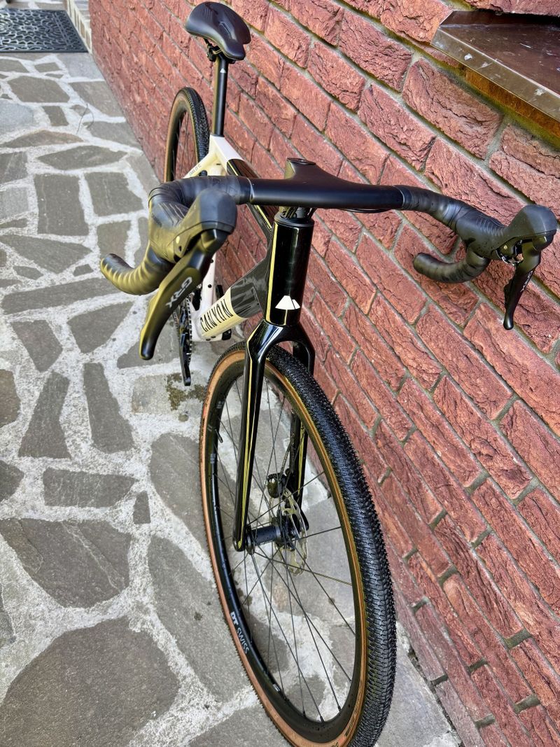 Canyon Grail CF SL 7 velikost S vhodná na výšku 168-178cm Shimano GRX 820 2x12speed