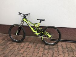 Downhill Specialized demo 