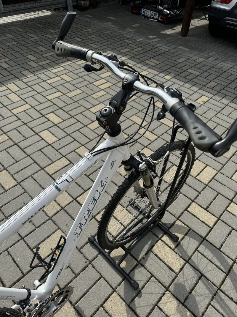 Prodám starší horské kolo Trek