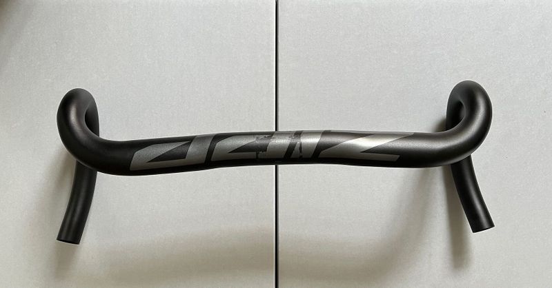 Gravel řidítka ZIPP Service Course SL-70 XPLR 40cm
