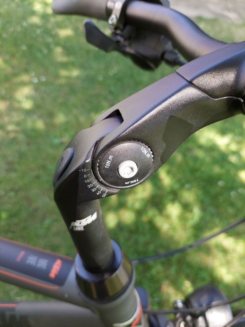 Trekingové kolo KTM Move