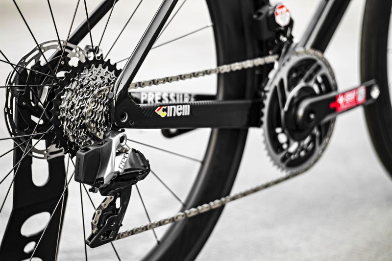 Cinelli Pressure 2024, Sram Red Etap AXS 2x12, FastWay
