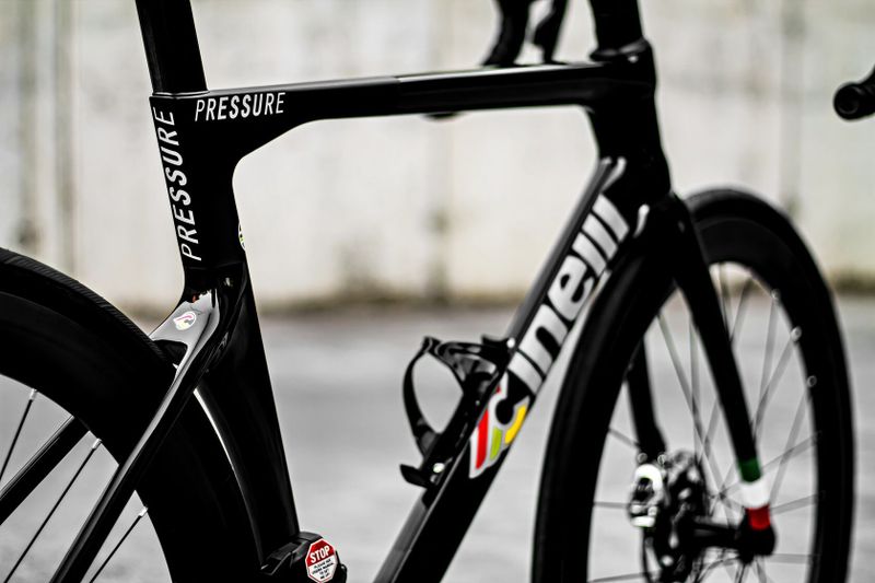 Cinelli Pressure 2024, Sram Red Etap AXS 2x12, FastWay