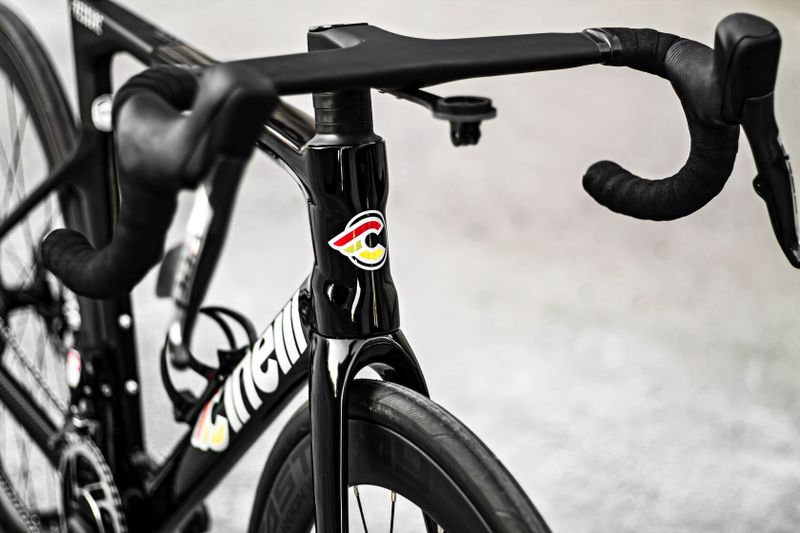 Cinelli Pressure 2024, Sram Red Etap AXS 2x12, FastWay