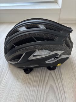 Helma S-Works Prevail II Vent Angi Mips, velikost M