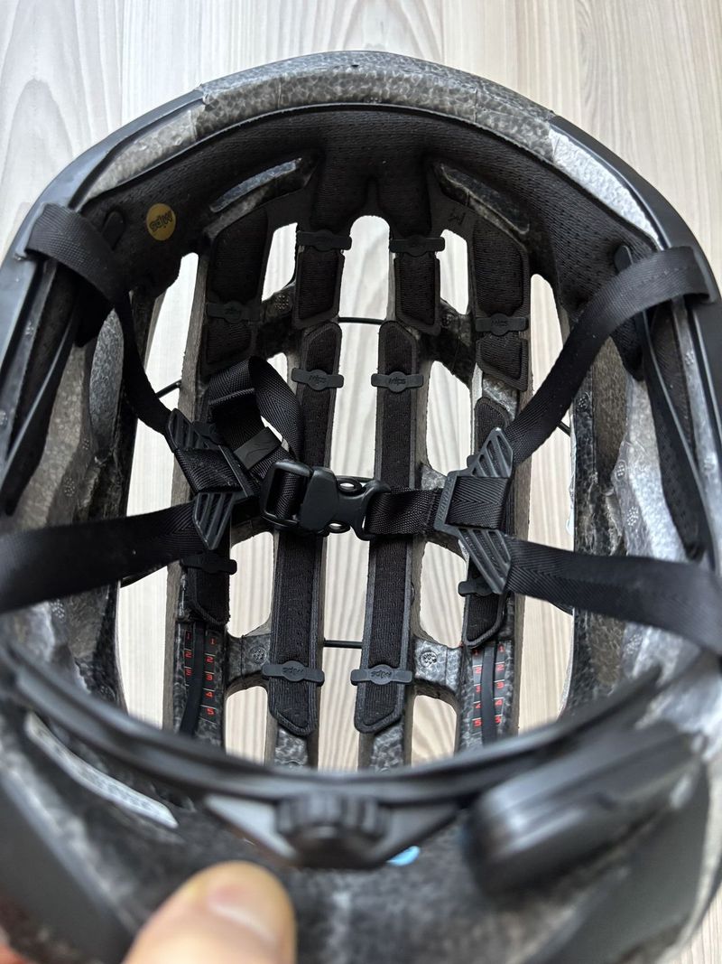 Helma S-Works Prevail II Vent Angi Mips, velikost M