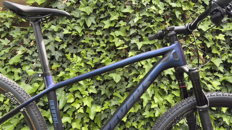 STEVENS Sonora GX AXS Blue Violet/Black