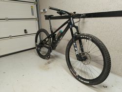 YT IZZO CORE 2 2024