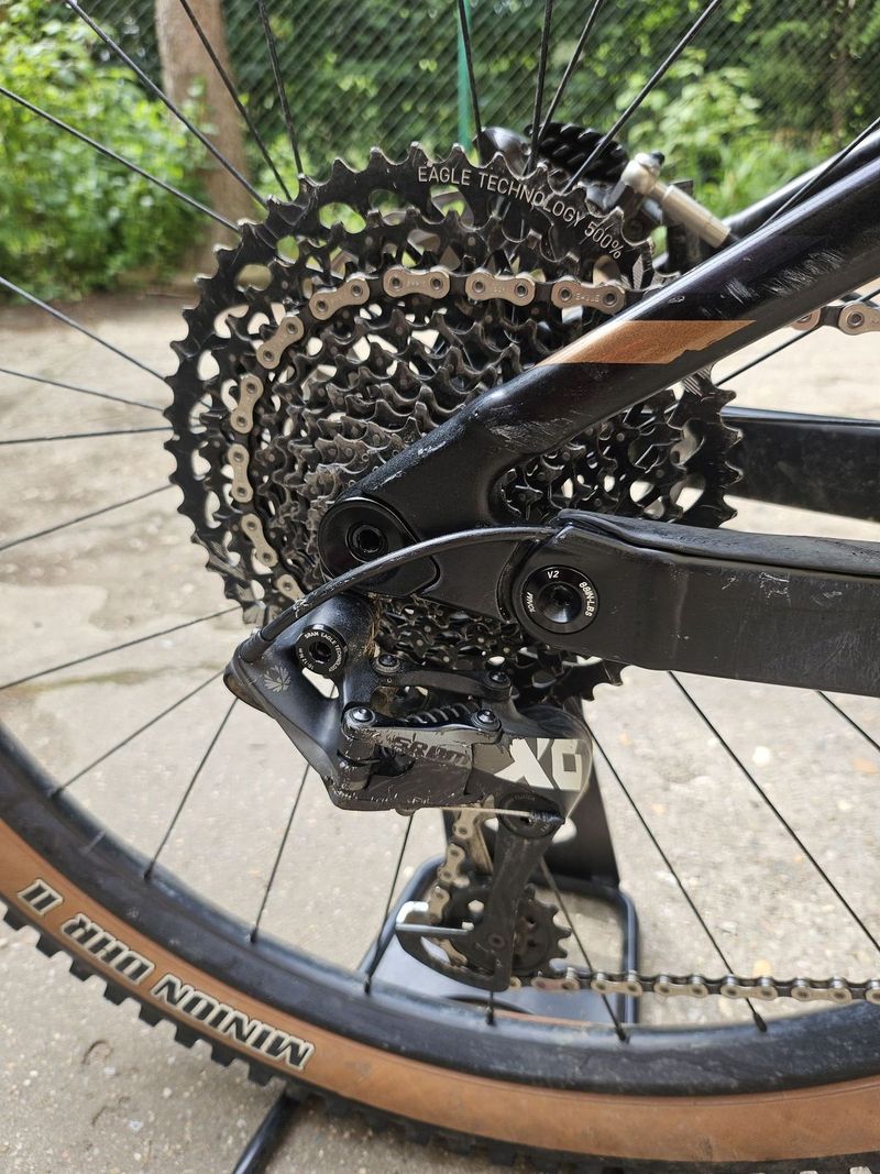Scott Genius 910 *TOP kolo* + upgrade komponentů